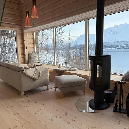 Sommarbukt Nordlys - Luxury Fjord Lodge Near Tromso Сasa de vacaciones